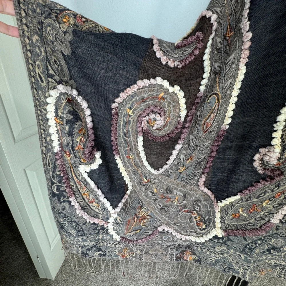 Boho Paisley Popcorn Textured Fringe Wrap Shawl Scarf Charcoal Brown Pink Gypsy
